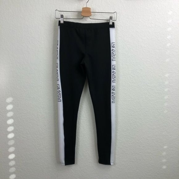 LF the Brand Ticker Tape Logo Leggings - Picture 8 of 9
